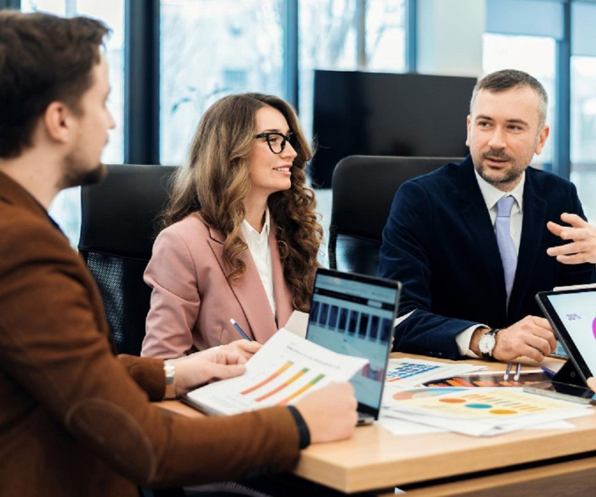 Digital Marketing at the End of 2025: A Practical Guide to What Truly Matters Now